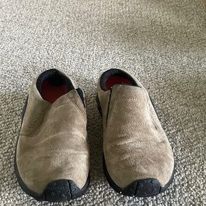 Merrell slip on shoes (size 6)